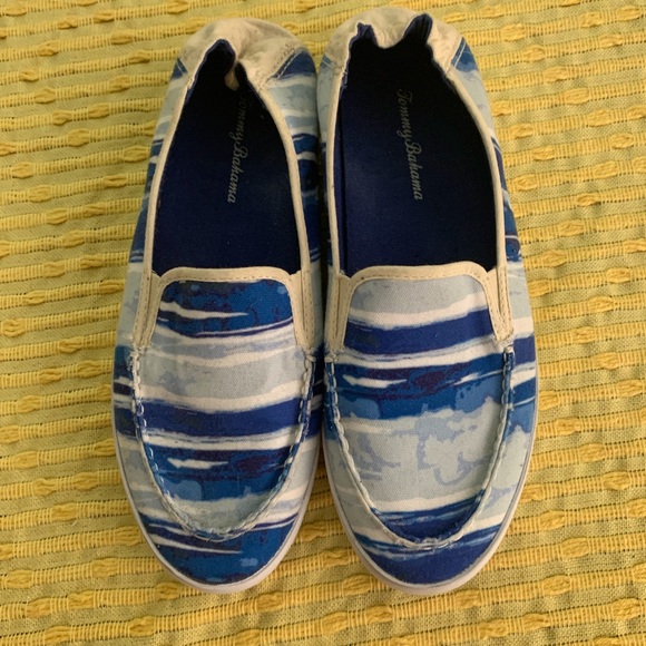 Tommy Bahama women’s slip-on. EUC size 8.5 - Picture 2 of 6